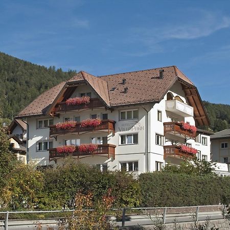 Hotel Garni Villa Park St. Ulrich in Gröden Exterior foto